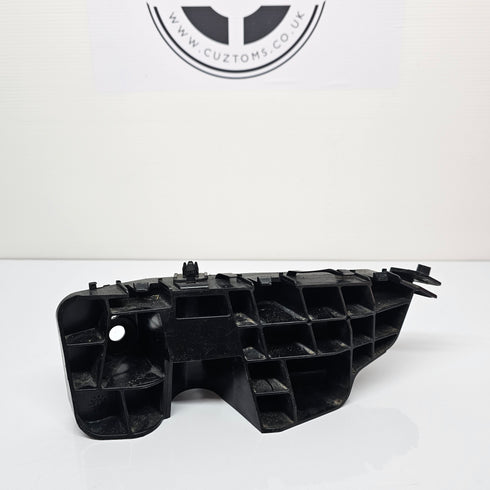 Suzuki Swift Wing / Bumper Bracket LH / NS * 71731-68L00